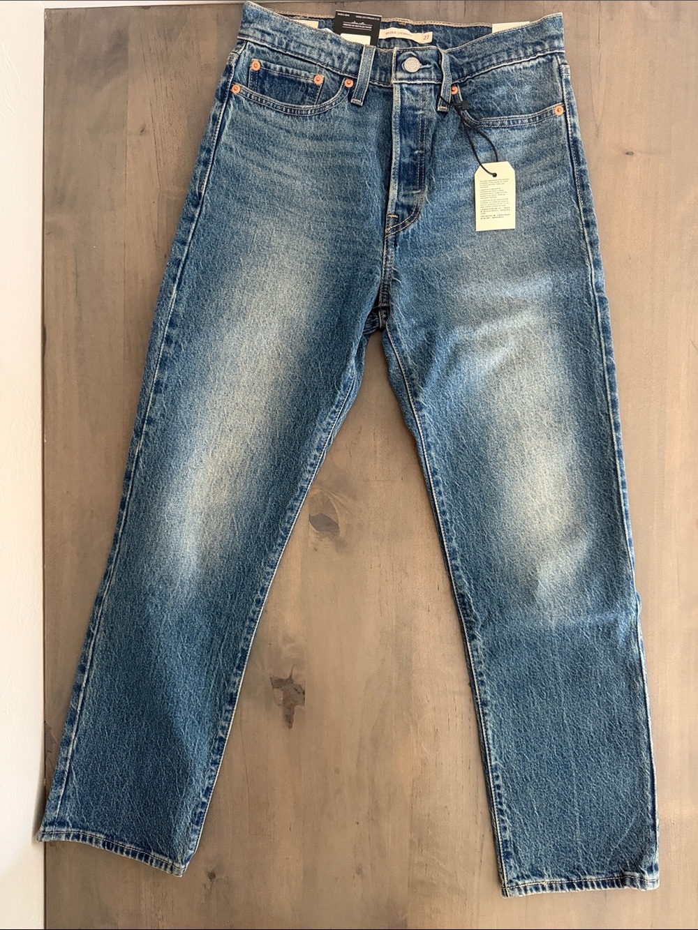 NWT Levi’s wedgie straight Jean